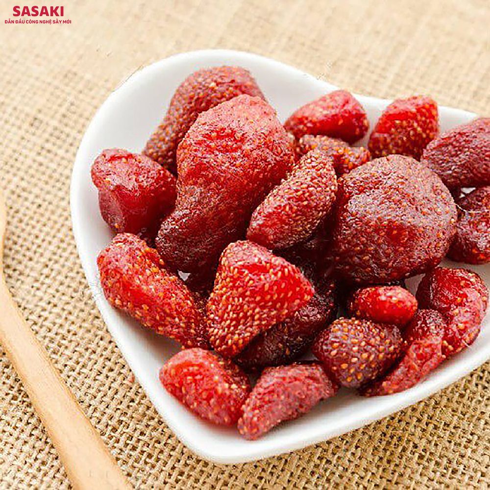 Dâu tây sấy khô