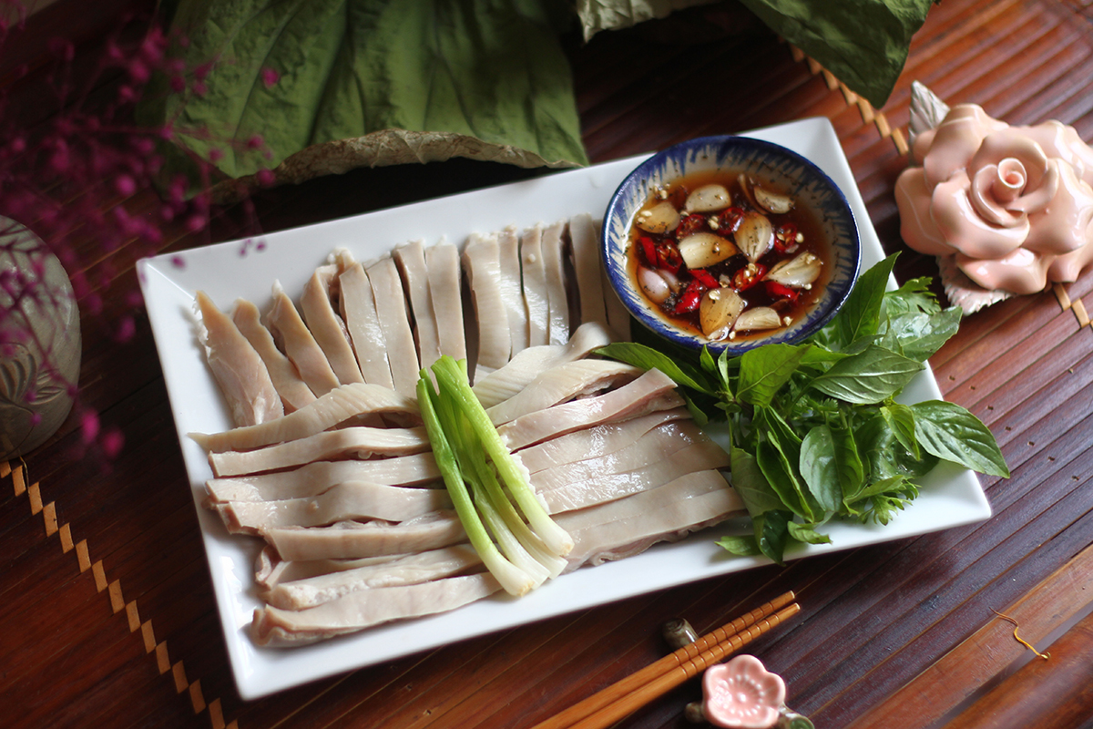 bao tử hầm tiêu xanh nước dừa