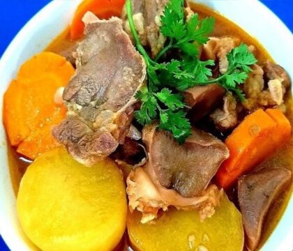 Hướng dẫn cách làm món lưỡi heo hầm tiêu xanh