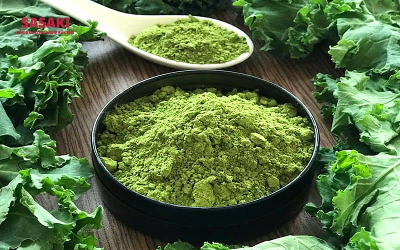 Cải kale có nguồn gốc từ Hy Lạp, chúng còn có tên là cải xoăn hay cải xoăn xanh, cải xoăn tím