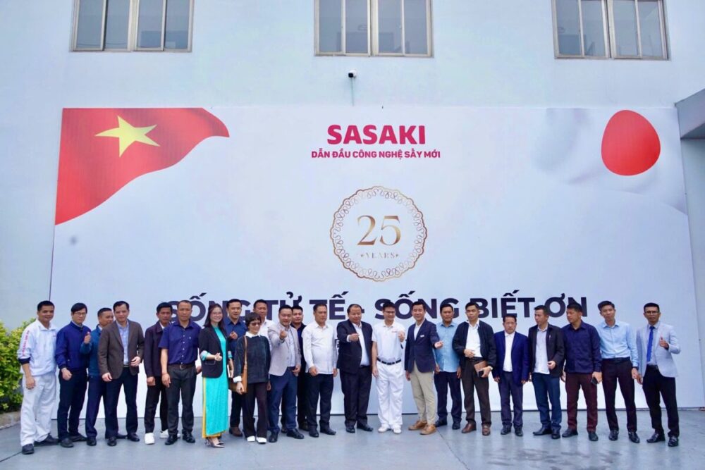 Đoàn công tác Sở Công Thương tỉnh Say Xổm Bun - Lào đến tham quan nhà máy SASAKI