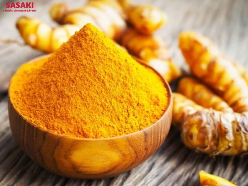 Nghệ là một dược liệu quý giá được sử dụng rộng rãi trong y học cổ truyền và hiện đại