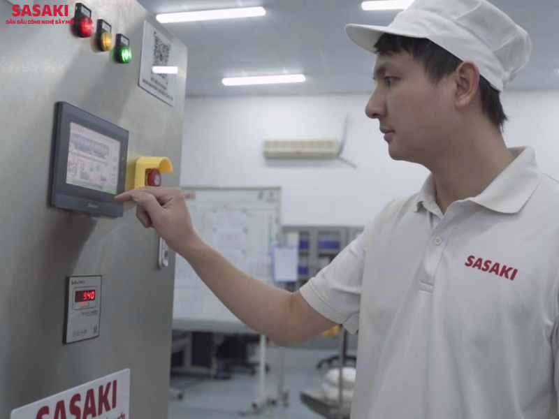 Hệ thống màn hình cảm ứng với giao diện tiếng Việt dễ dàng sử dụng
